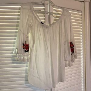 White off shoulder embroidery floral with tassels